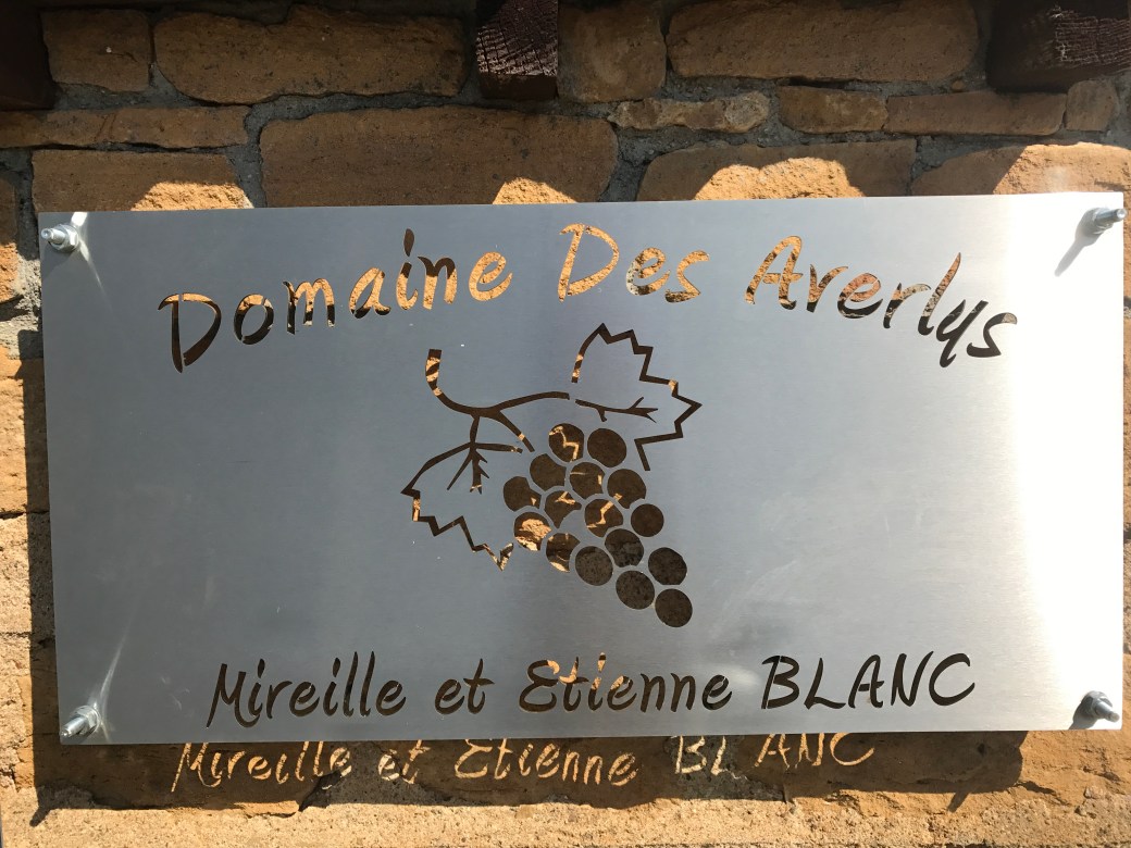 etienne sign