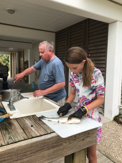 7CE09E41-C7C4-447F-B5E2-27428D823AC9