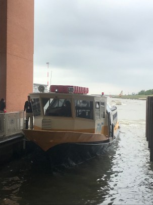 B2C3D663-923C-4E4D-B251-E3A50D60A0D2