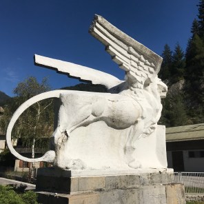 C9EF4855-AFC5-4A8B-933E-0E975293730C