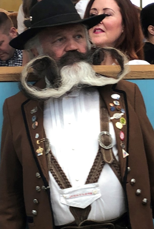 6DB5732A-CD1D-4C6D-89B0-346E619C2972