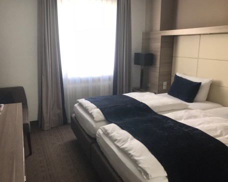 79F014D2-CEB4-4910-881C-D377A4B909A7