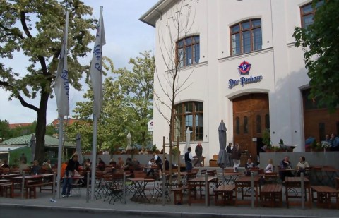 7D5116D4-4901-4C2E-A27D-A03515D52C25