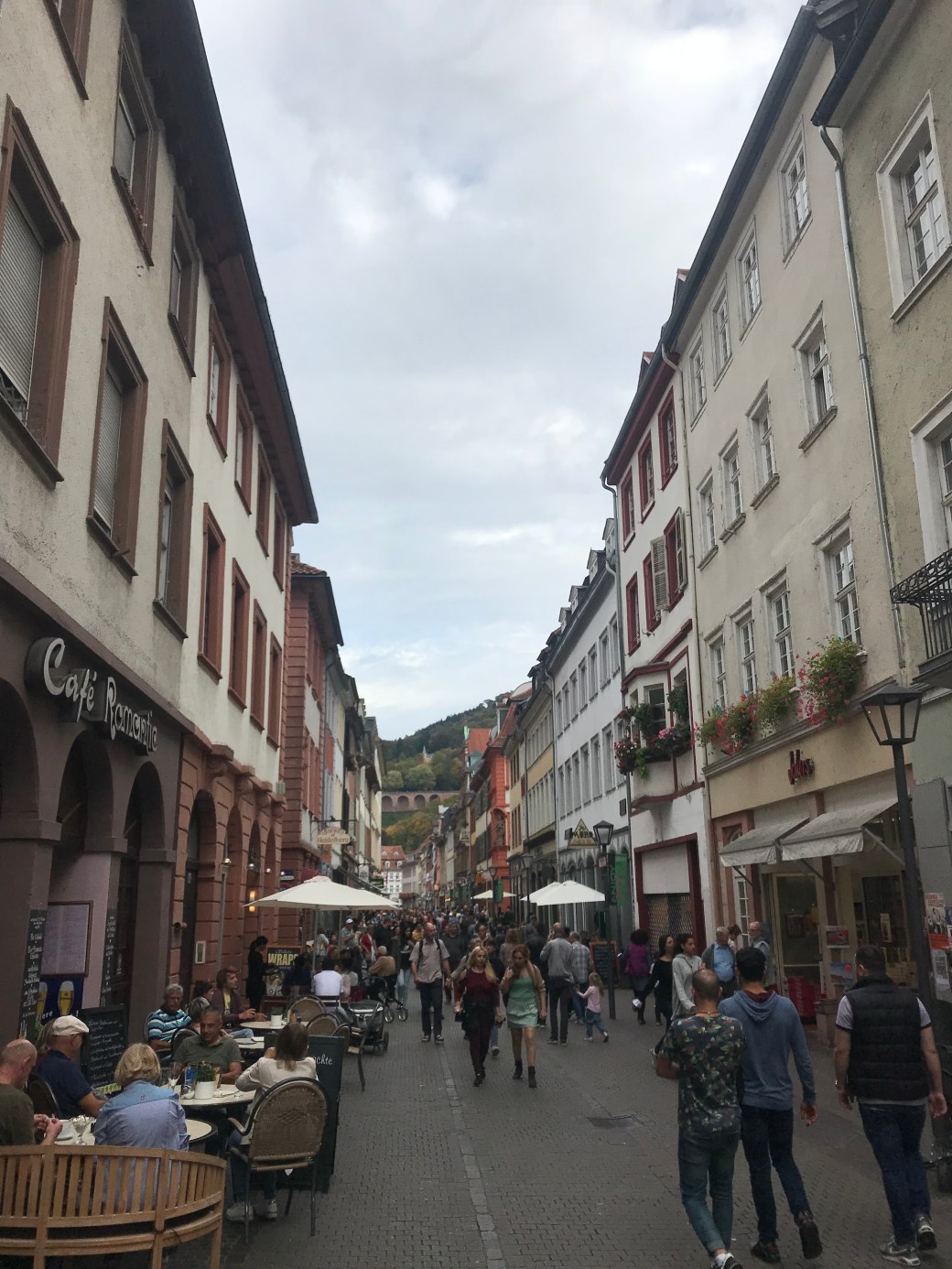 8D2F1DE7-CB83-43BB-8BA1-EB0F05EB3032