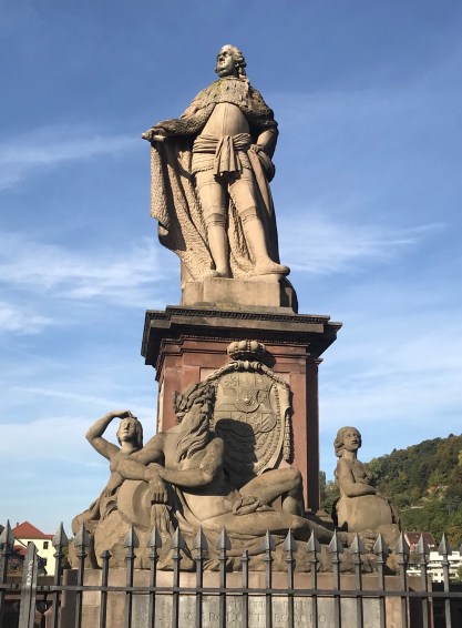 D8084B3B-98BF-403C-9C0C-62F0007D32FA