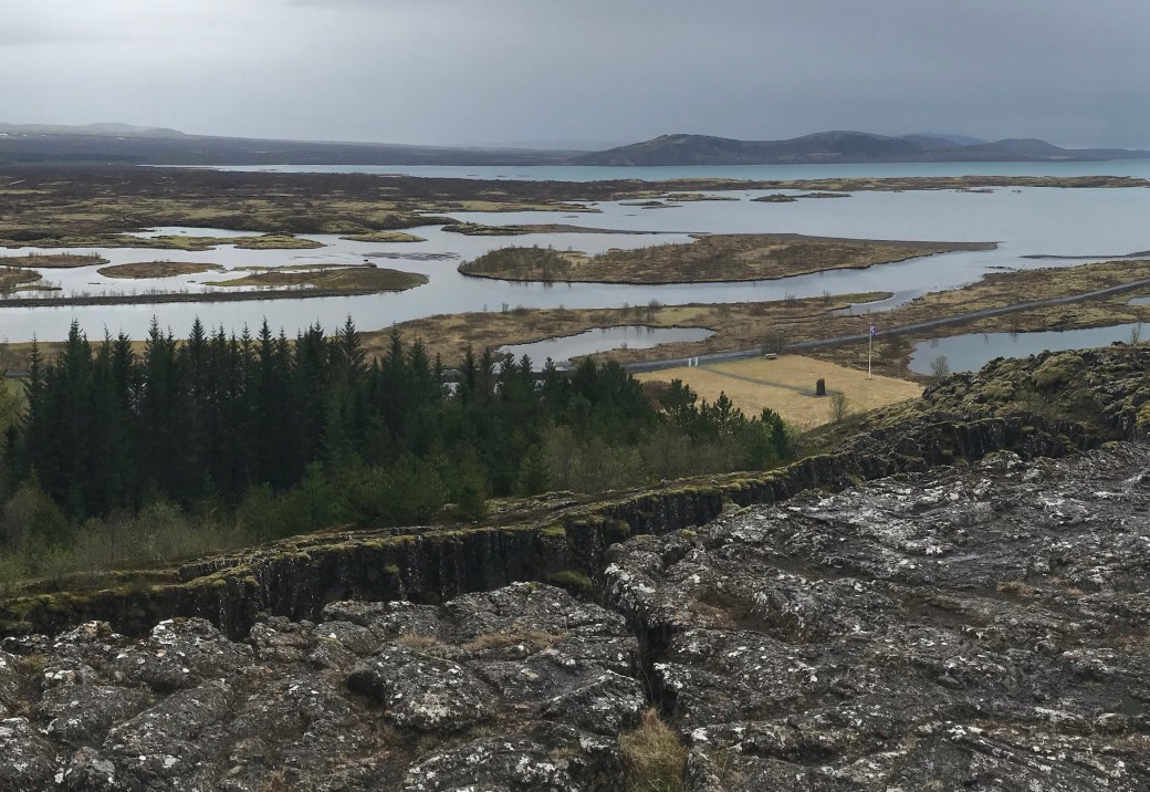 8E37452F-5566-415E-B10C-FBAA25370C61