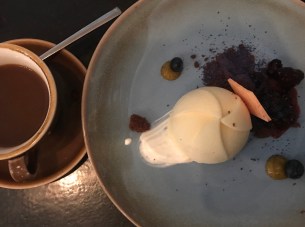 E634FB47-E89B-470B-903F-D7A246FC95E3