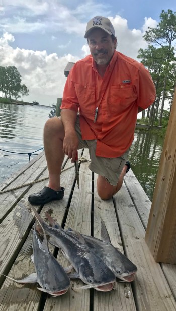 F0EE7C5C-F96E-424F-AA61-9F6DA97C3342