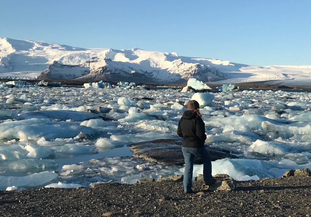 BC6EE475-09A2-4A4A-ACAE-6671CCC6F156