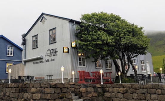 D83F5C6D-3D07-4127-82B4-CE7DB83B7346